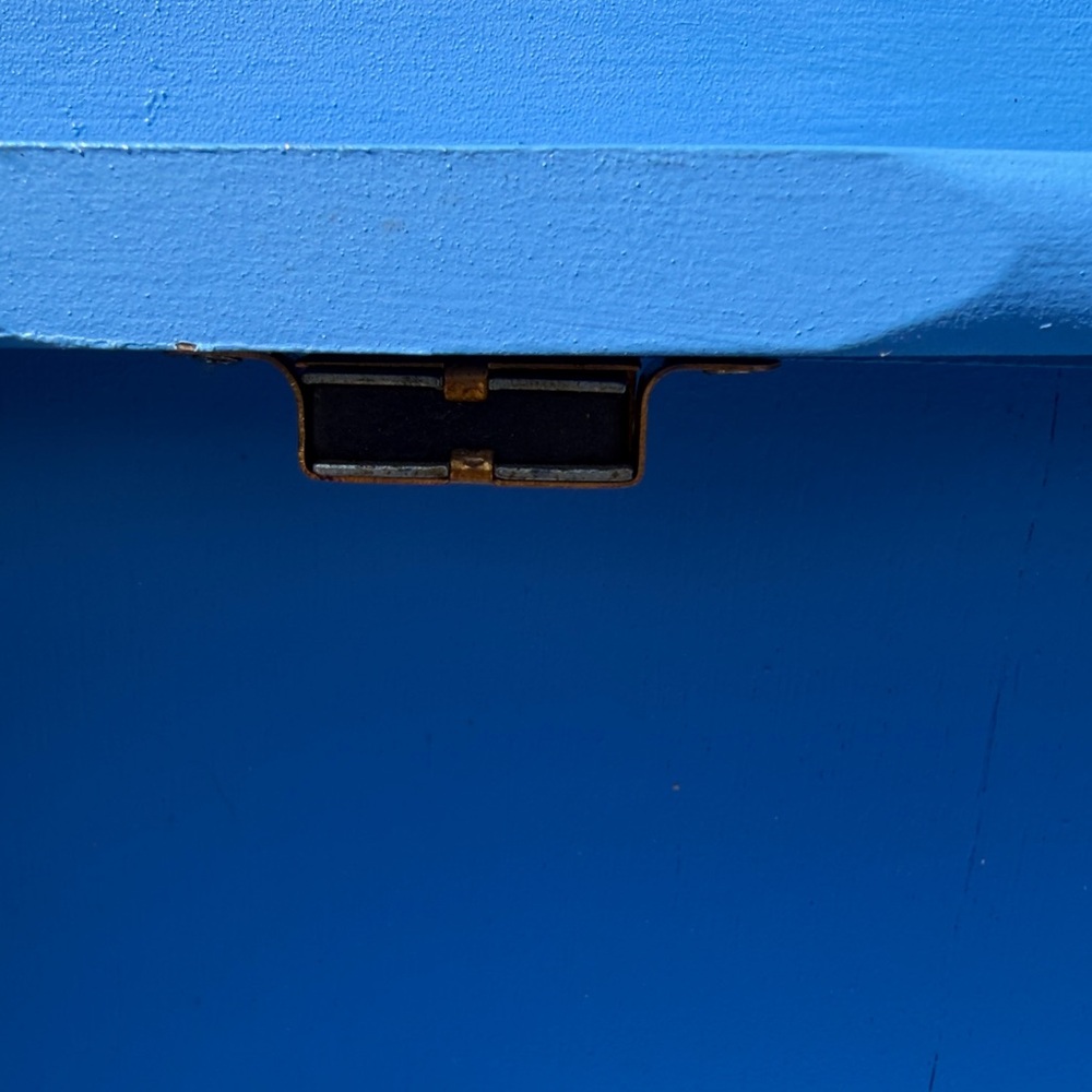 Stunning Blue Cabinet with Gold Accents FIRM - Picture 3 of 4